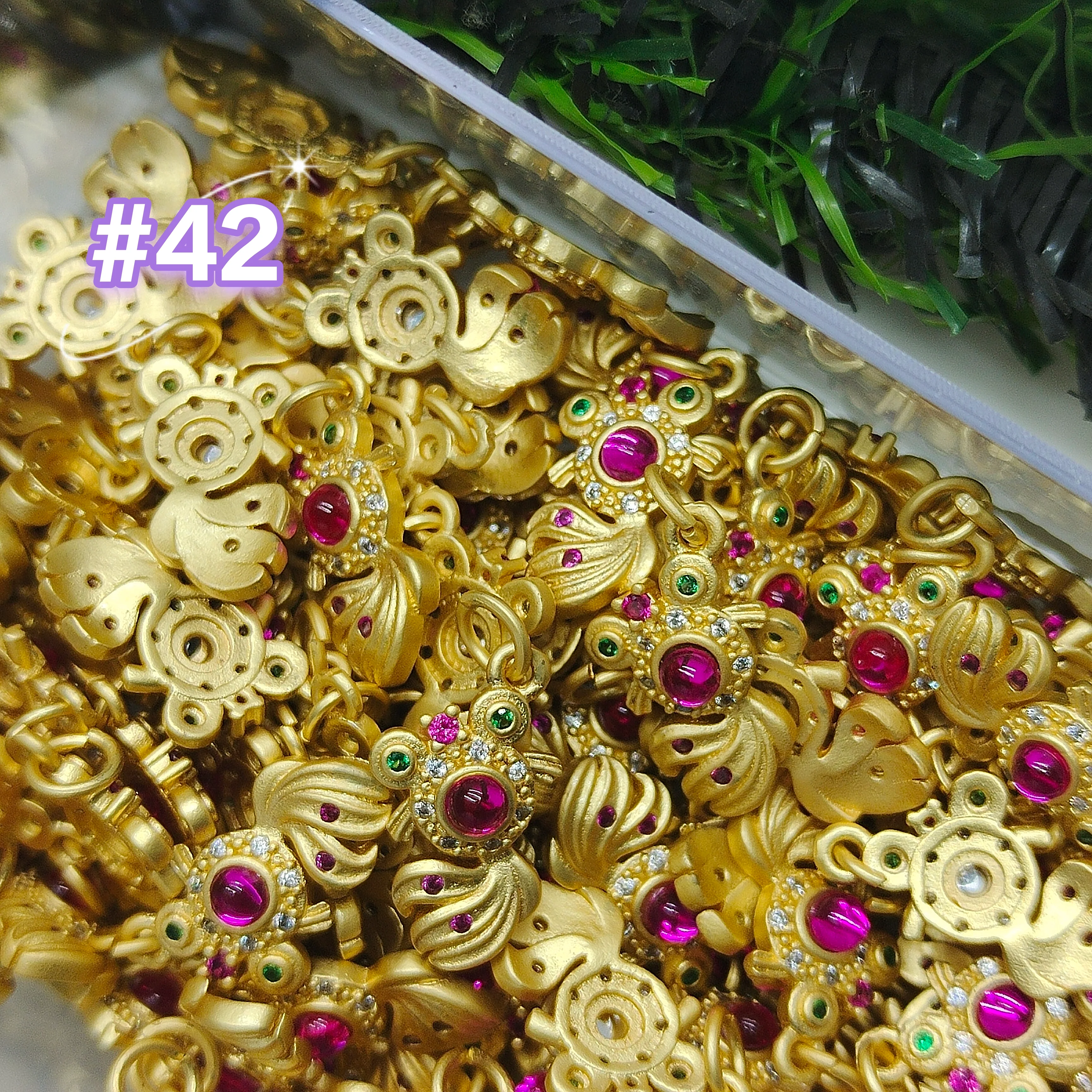 Sarah Charms for DIY(24pcs) - Image 42