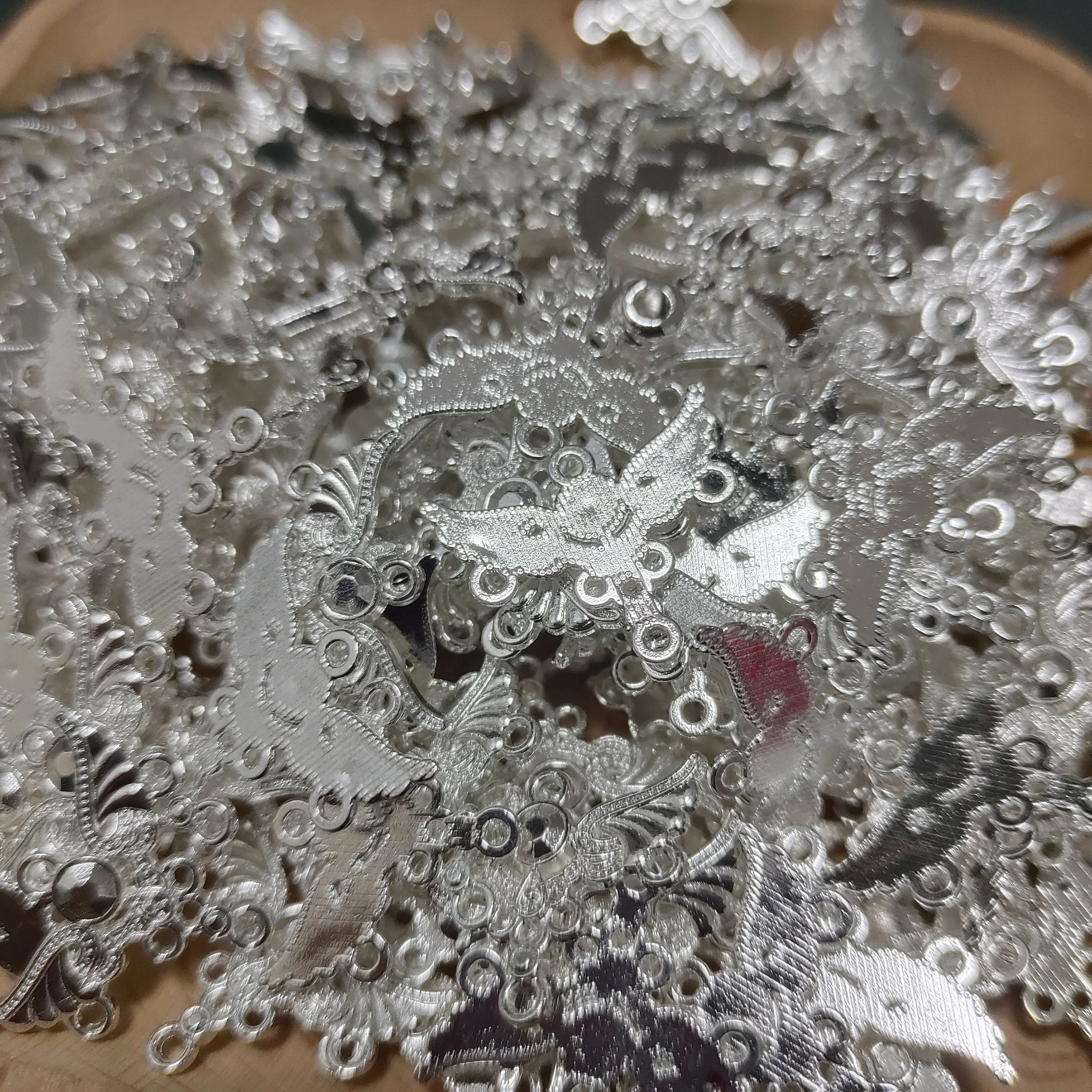 One bowl alloy charms - Image 13