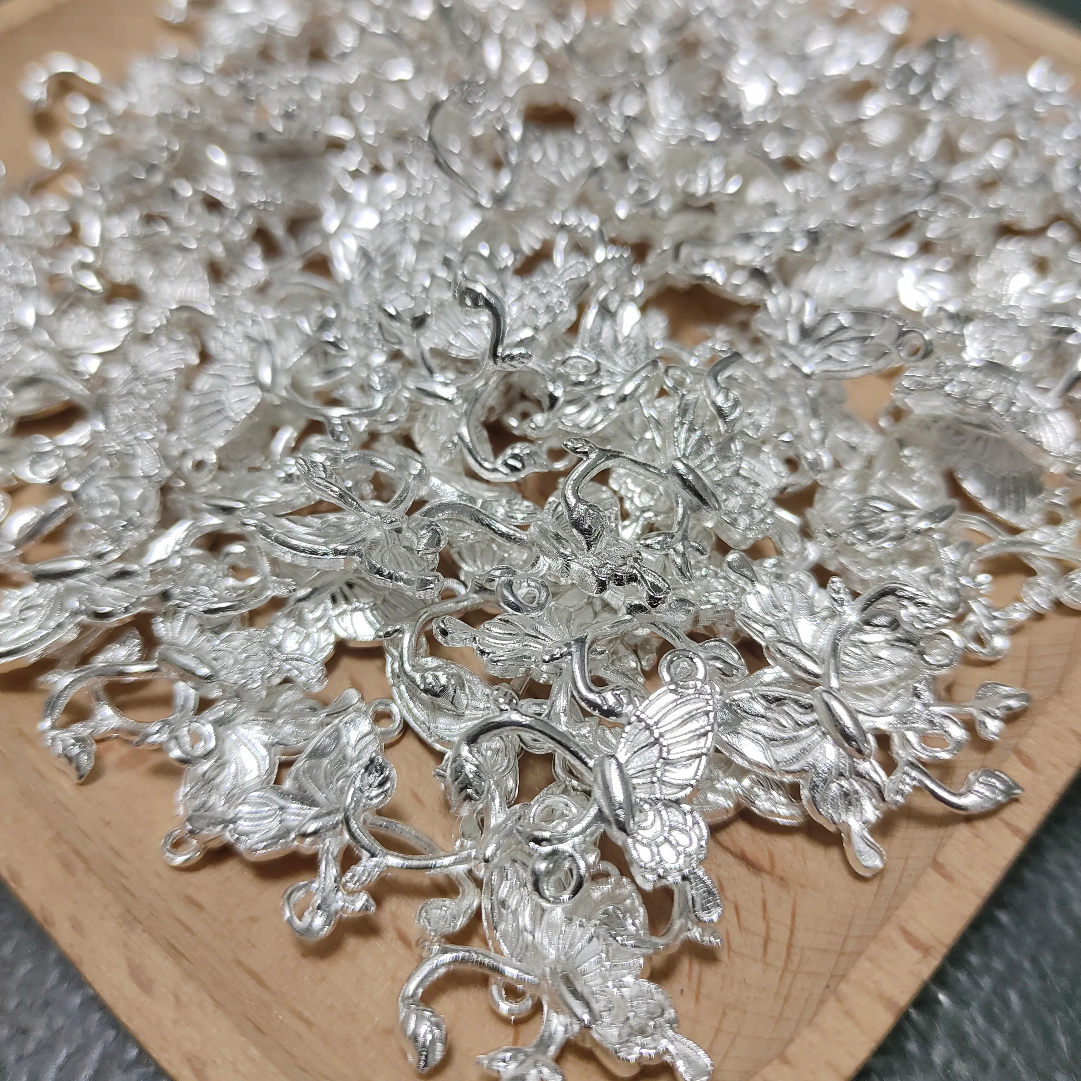One bowl alloy charms - Image 3